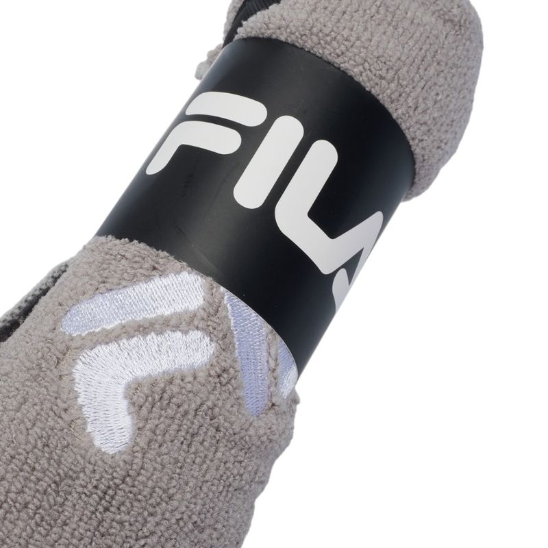 Fila-Toalla-Frehtyr-Unisex-Gris-330180GRY_2.JPG