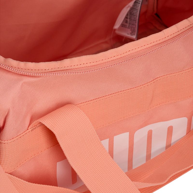 Puma-Maletin-Challenger-Unisex-Rosado-091142-02_4.JPG
