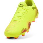 Puma-Guayos-Future-8-Play-Hombre-Amarillo-108141-03_7.JPG