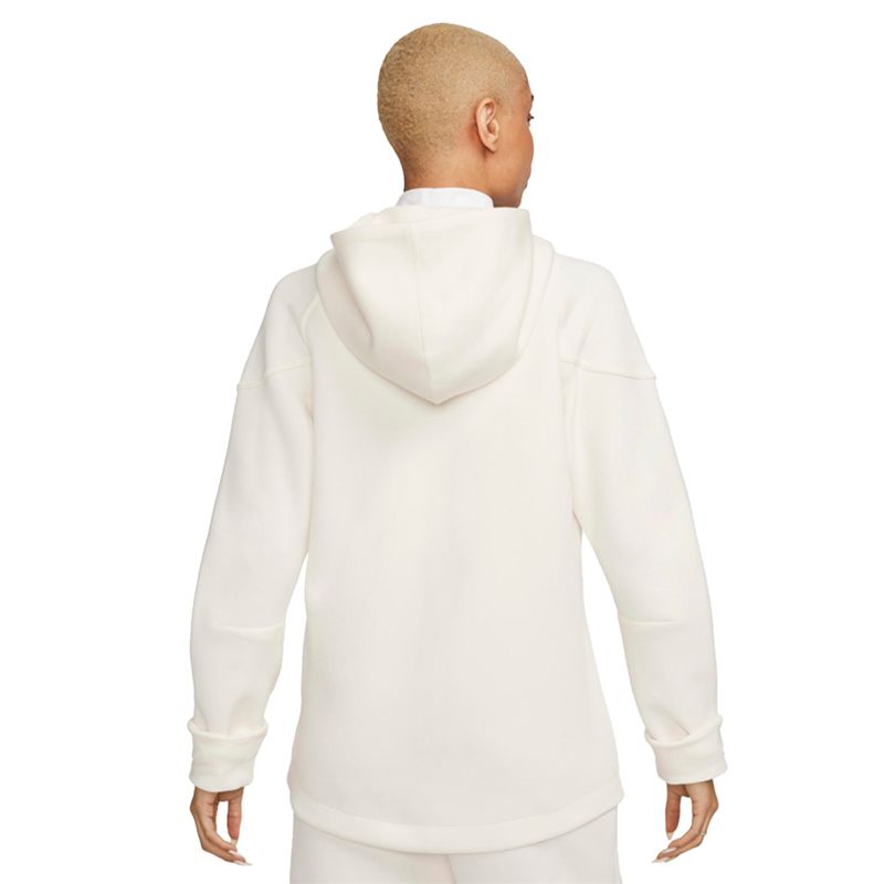 Nike-Chaqueta-Nsw-Tch-Flc-Wr-Fz-Hdy-Mujer-Beige-FB8338-110_2.JPG