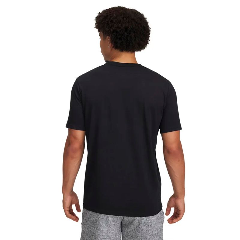 Under-Armour-Camiseta-Pjt-Rck-Hombre-Negro-1389906-001_2.JPG